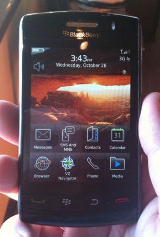 BlackBerry Storm2 front