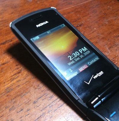 Nokia Shade 2705 screen