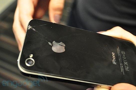 iPhone 4 cracked