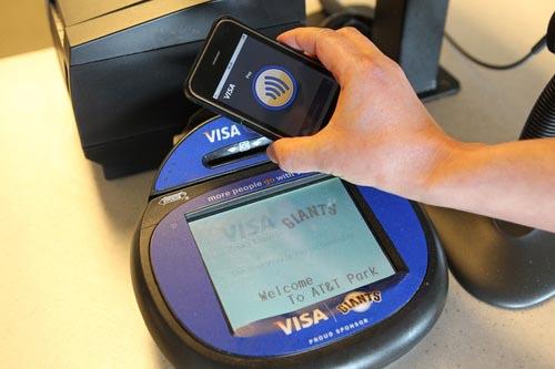iPhone Visa mobile payment
