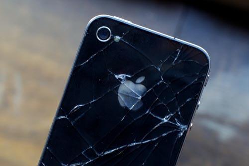 iPhone 4 shattered glass