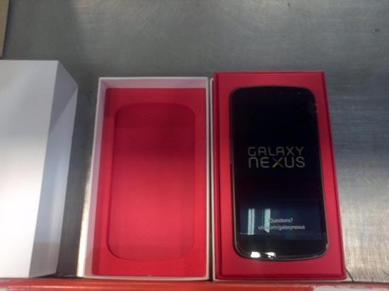 Verizon Galaxy Nexus packaging