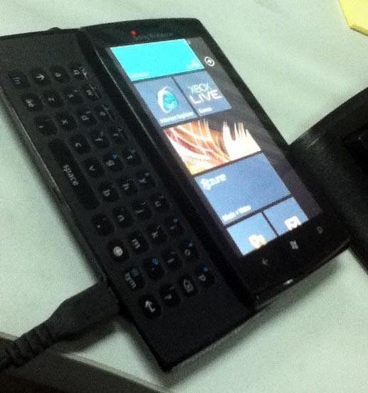Sony Ericsson Windows Phone 7 slider