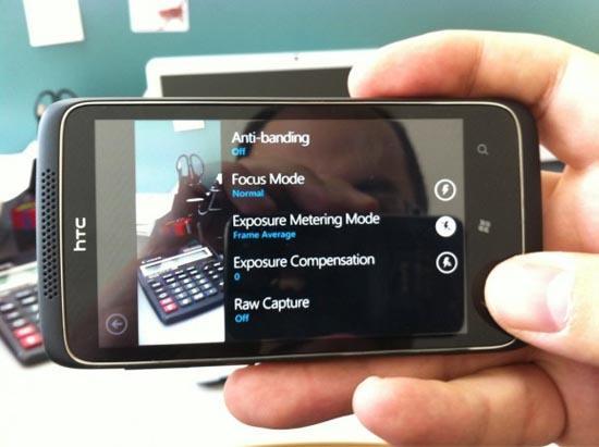 HTC Mazaa 12-megapixel camera