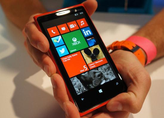 Nokia Lumia 920 red