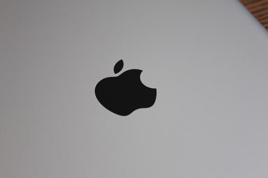 Apple logo new iPad