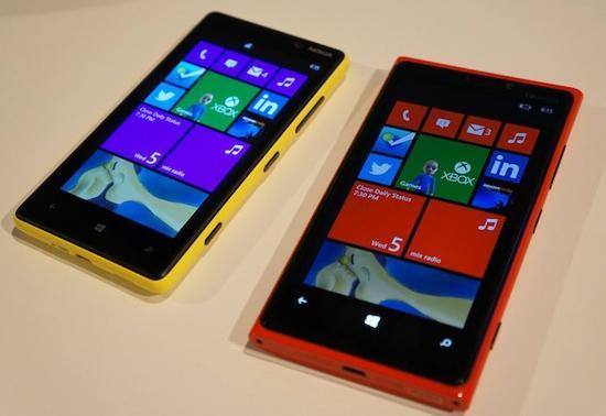 Nokia Lumia 820, Lumia 920