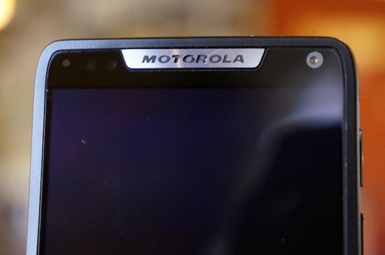 Motorola DROID RAZR M top