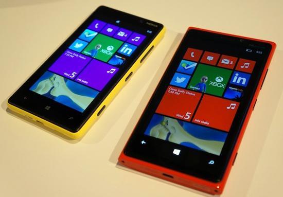 Nokia Lumia 820, Nokia Lumia 920