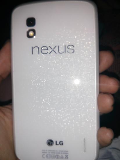 White Google Nexus 4 rear leak