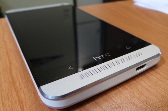 HTC One glacial silver