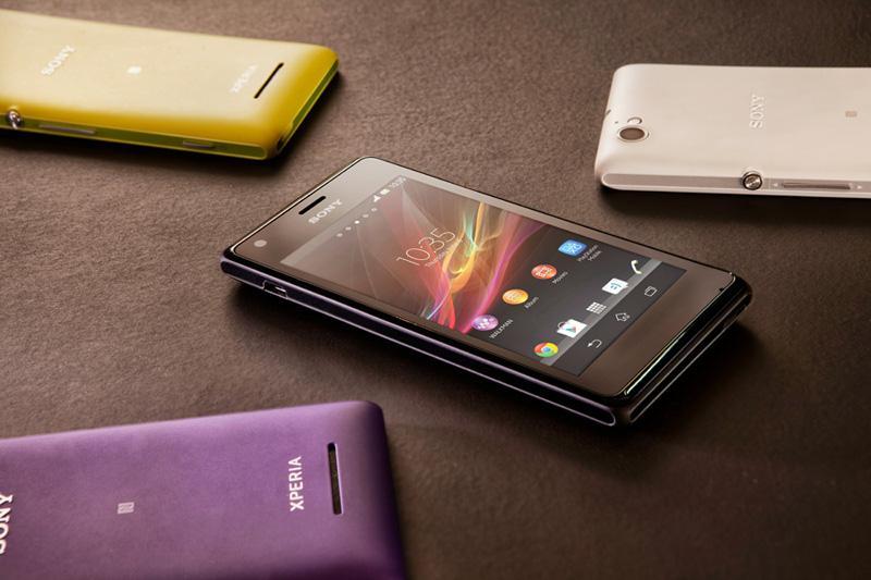 Sony Xperia M colors