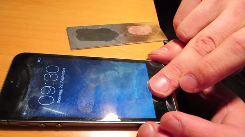 Apple Touch ID fingerprint scanner bypass