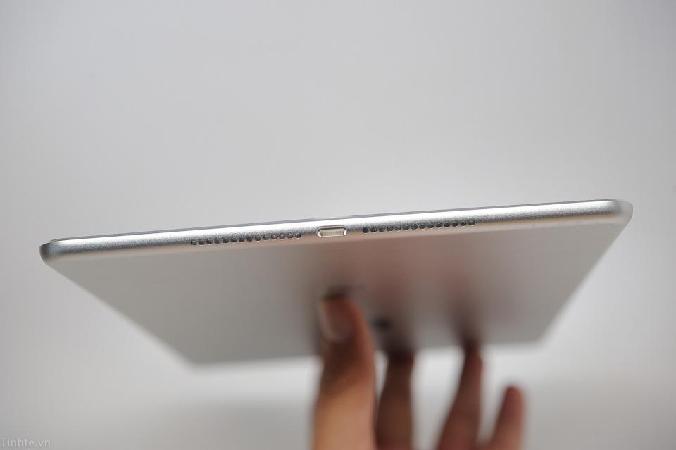 iPad Air 2 bottom image leak