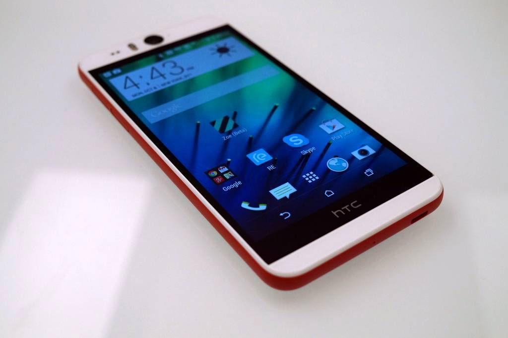 HTC Desire Eye red official