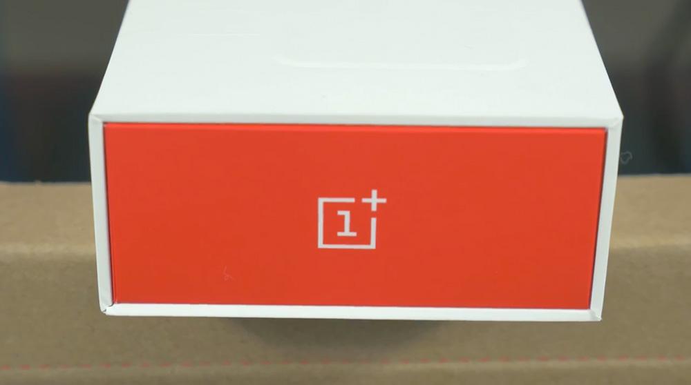 OnePlus One packaging logo