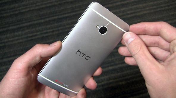 HTC One rear