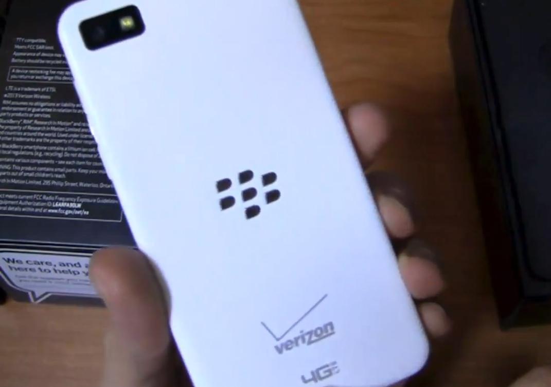 Verizon BlackBerry Z10 rear