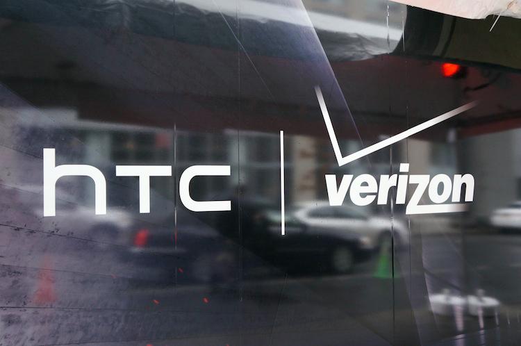 HTC Verizon logos