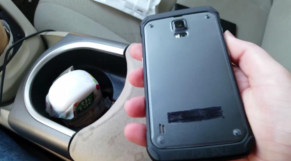 Samsung Galaxy S5 Active video leak rear