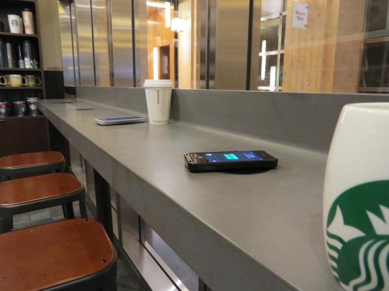 Starbucks Powermat Spot charging 1