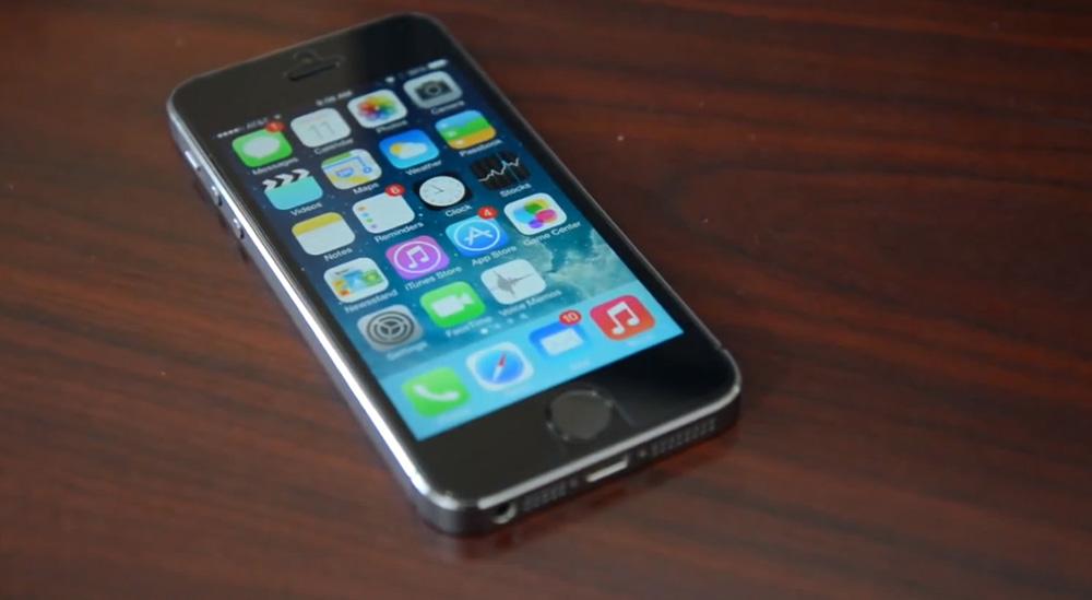 iPhone 5s space grey