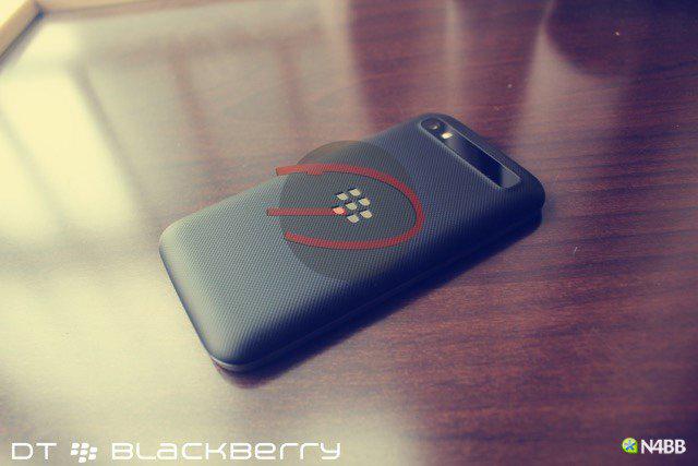 BlackBerry Classic rear