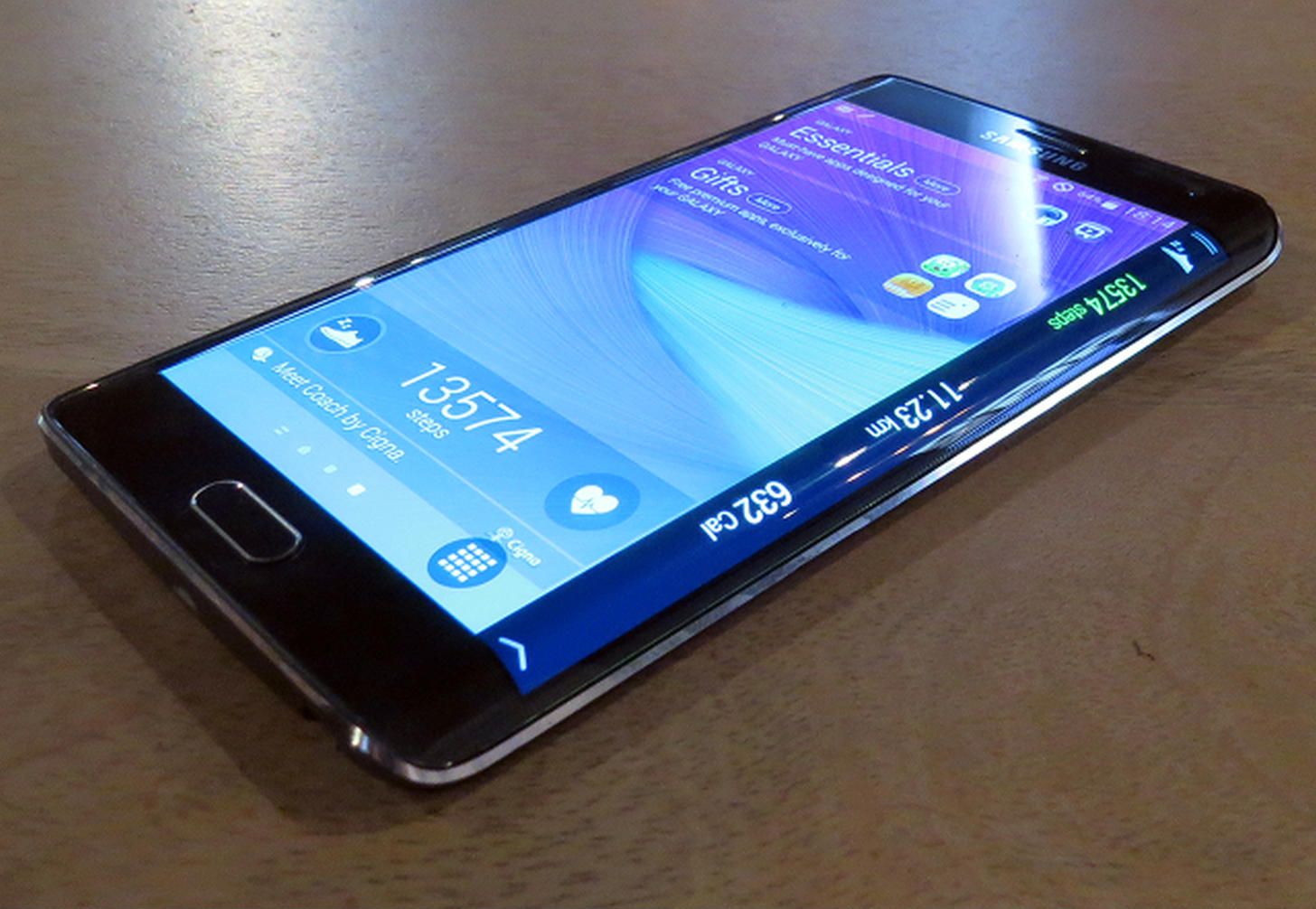 Телефон самсунг новинки цена. Samsung Galaxy s5 Note. Samsung Galaxy Note 5. Samsung Galaxy Note 6. Samsung Galaxy Note Edge SM-n915f 32gb.