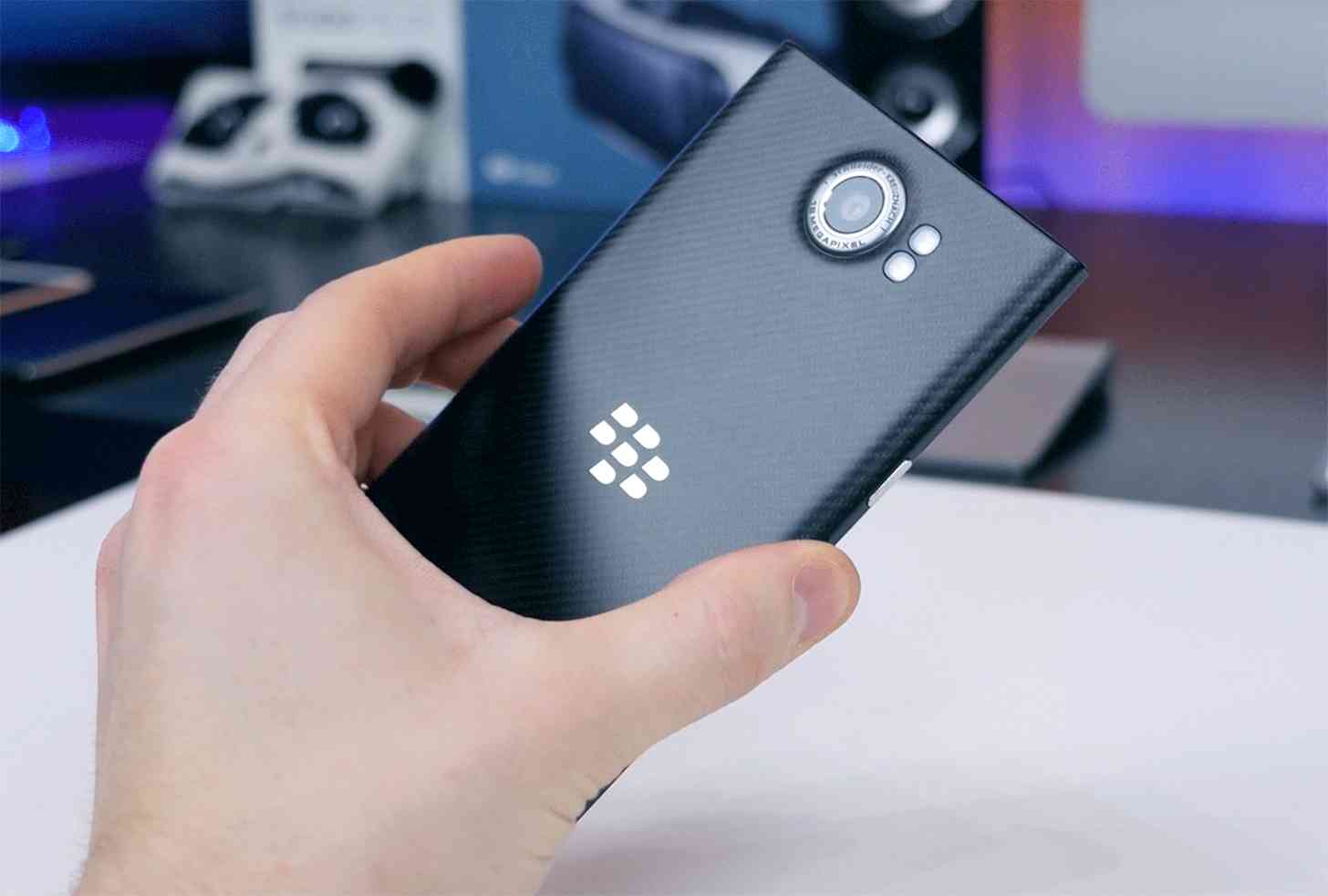 BlackBerry Priv rear