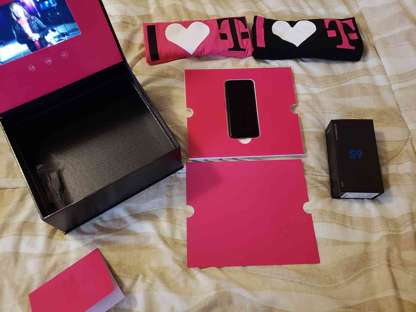 T-Mobile Magenta Insiders Galaxy S9 gifts