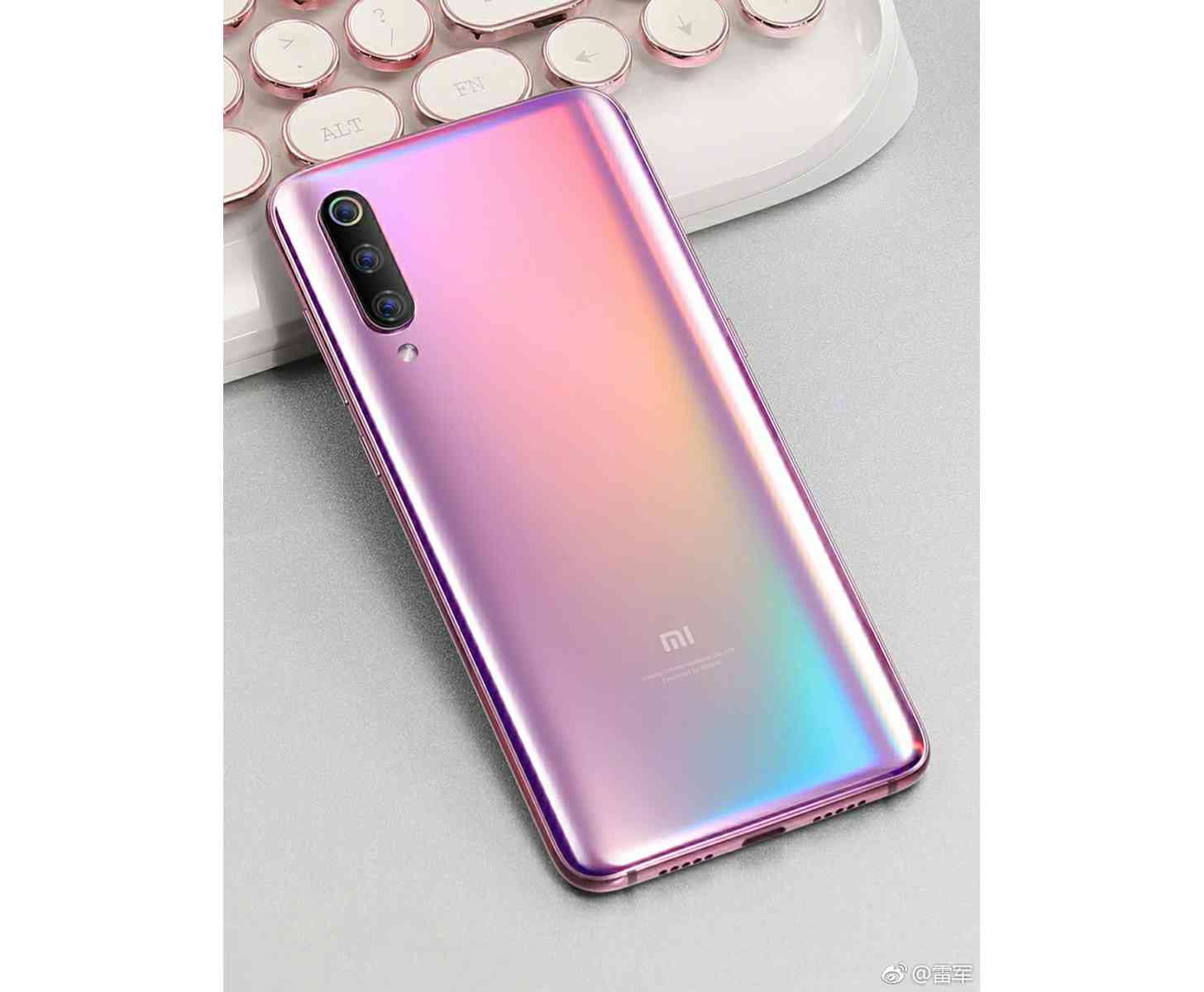 Xiaomi Mi 9 purple