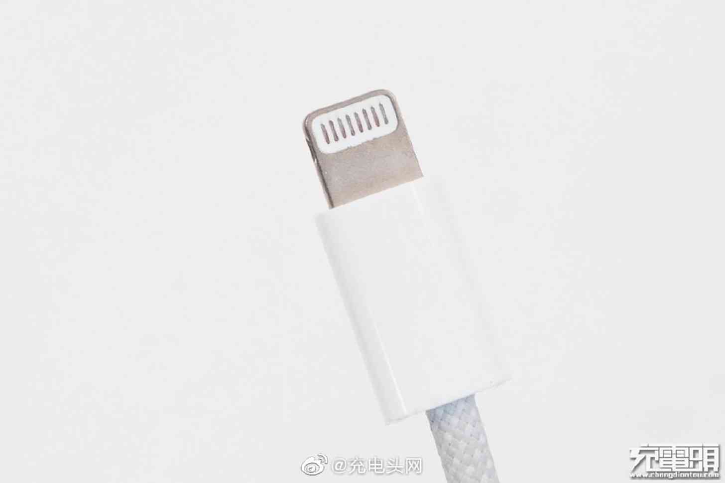 iPhone 12 braided Lightning to USB-C cable connectors