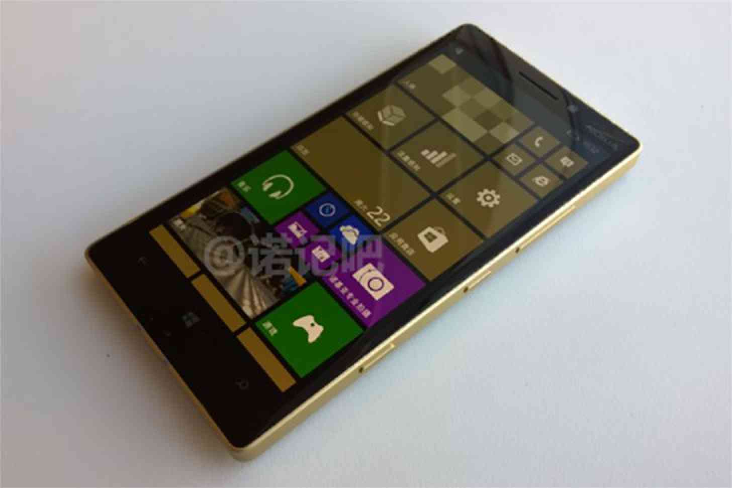 Gold Nokia Lumia 930 front black