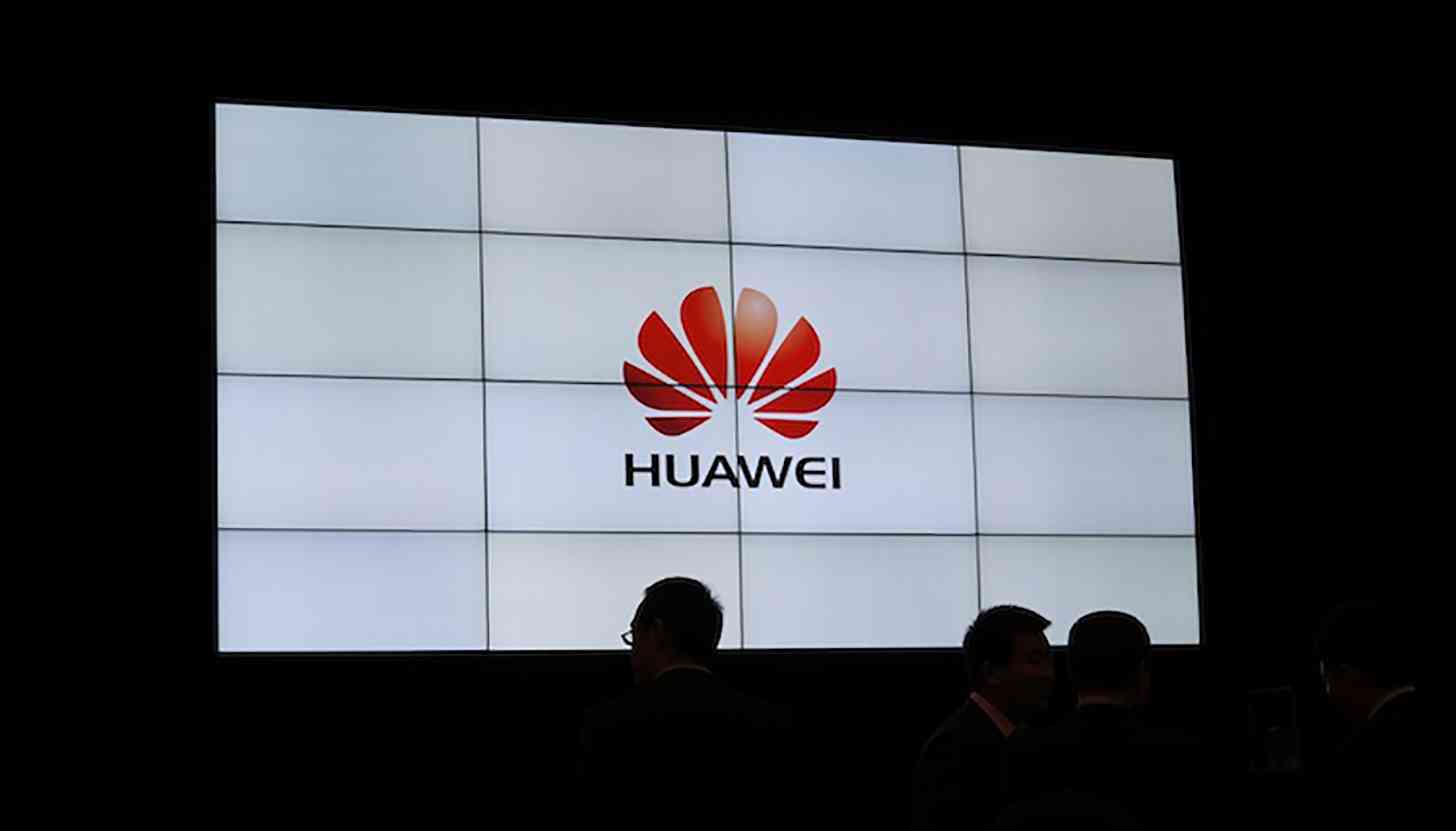 Huawei logo CES large