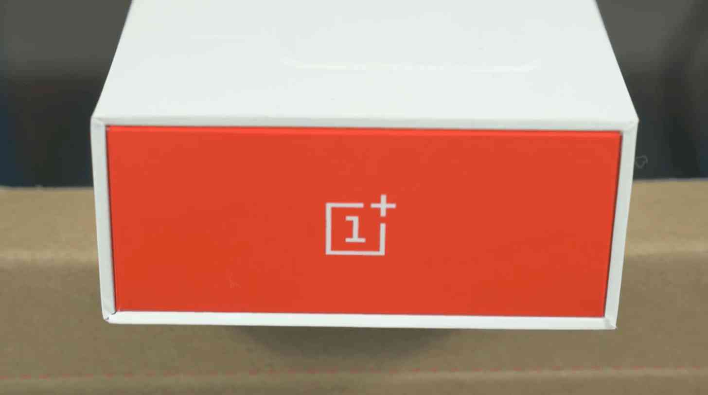 OnePlus One box