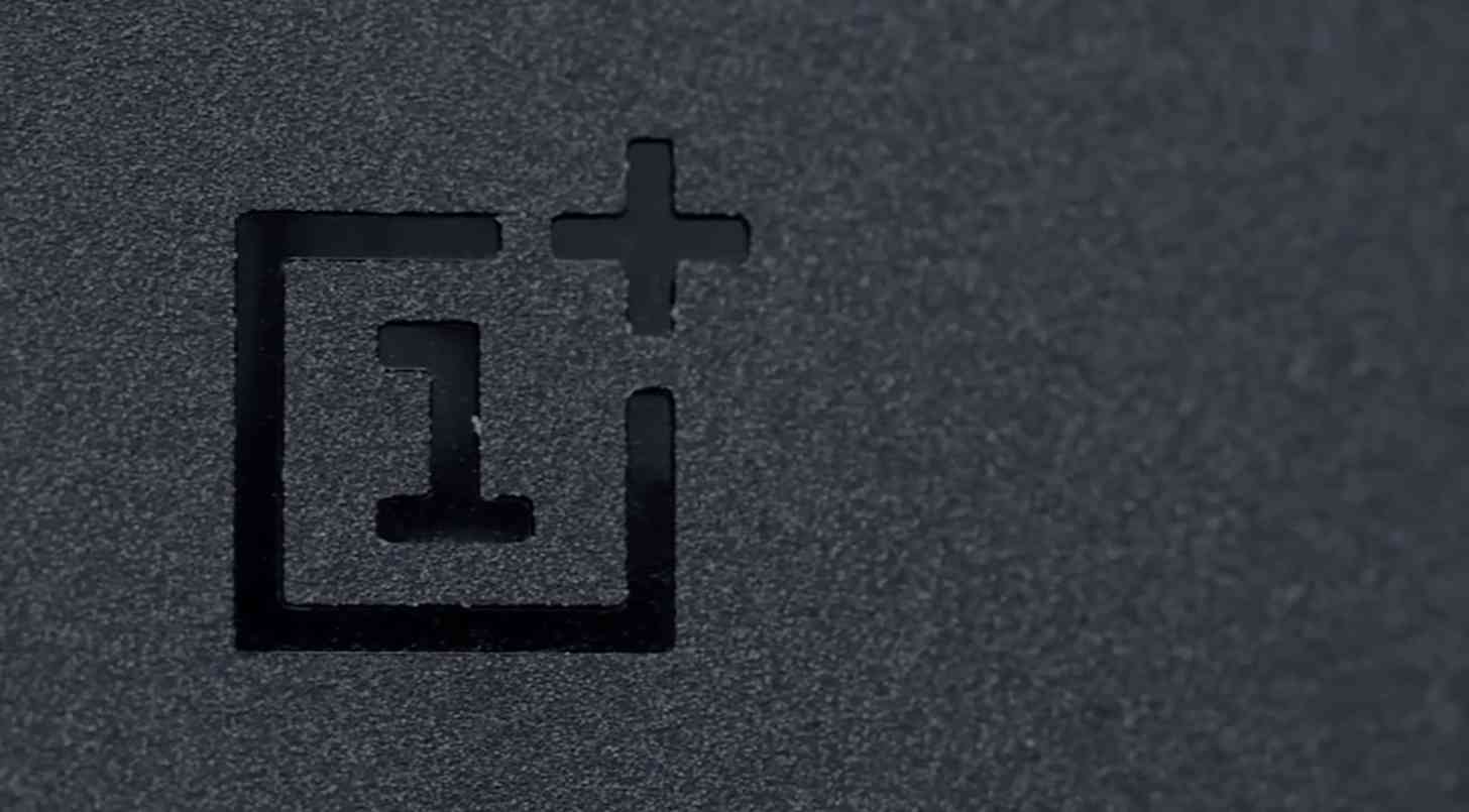 OnePlus logo One rear