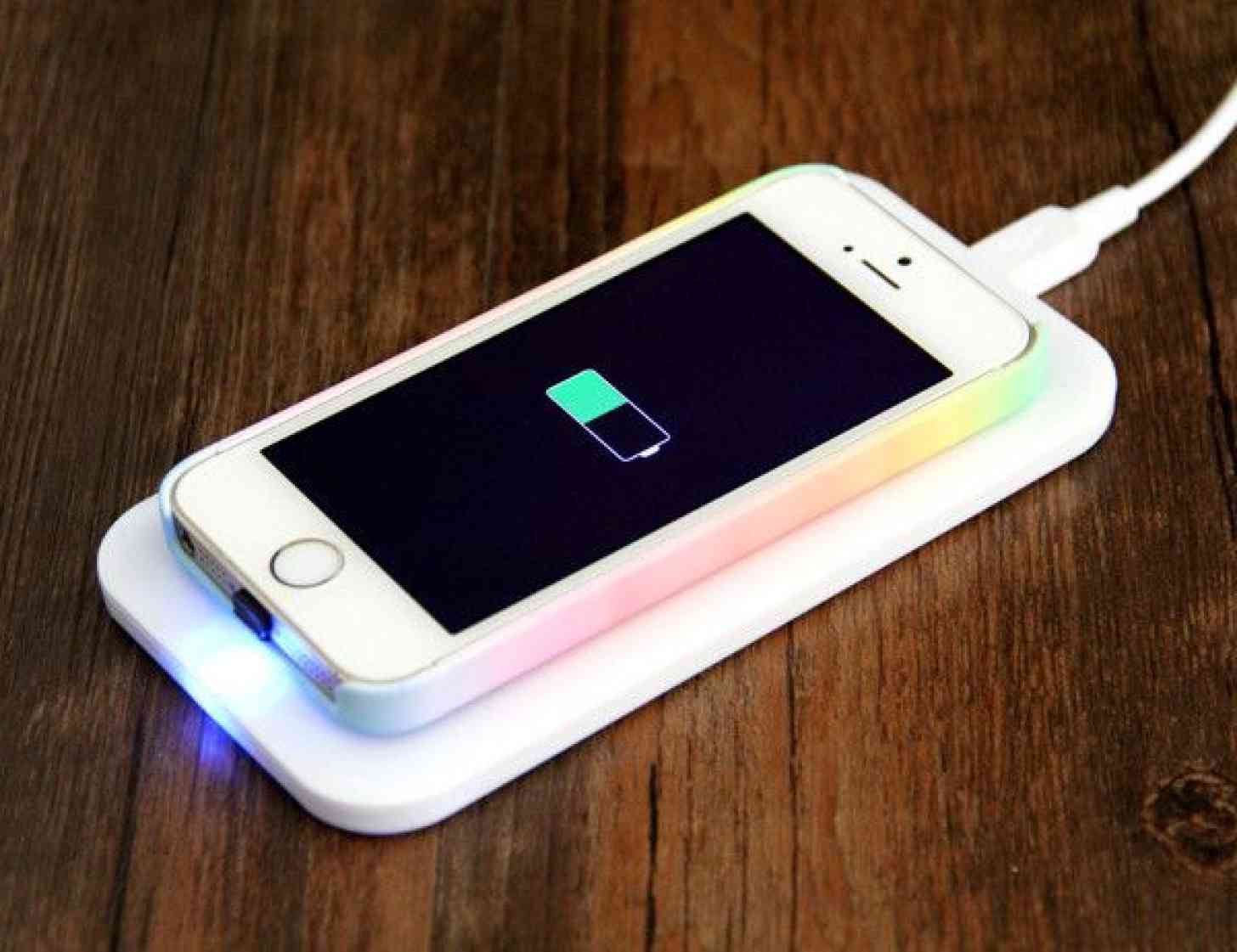Apple iPhone 5s wireless charge