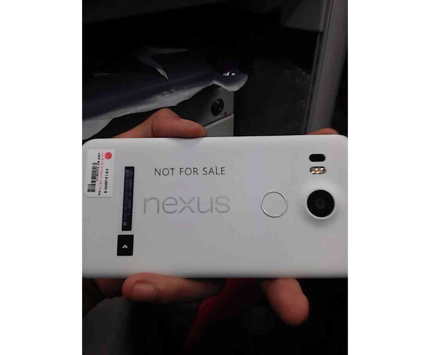 LG Nexus 5 2015 hands on leak large