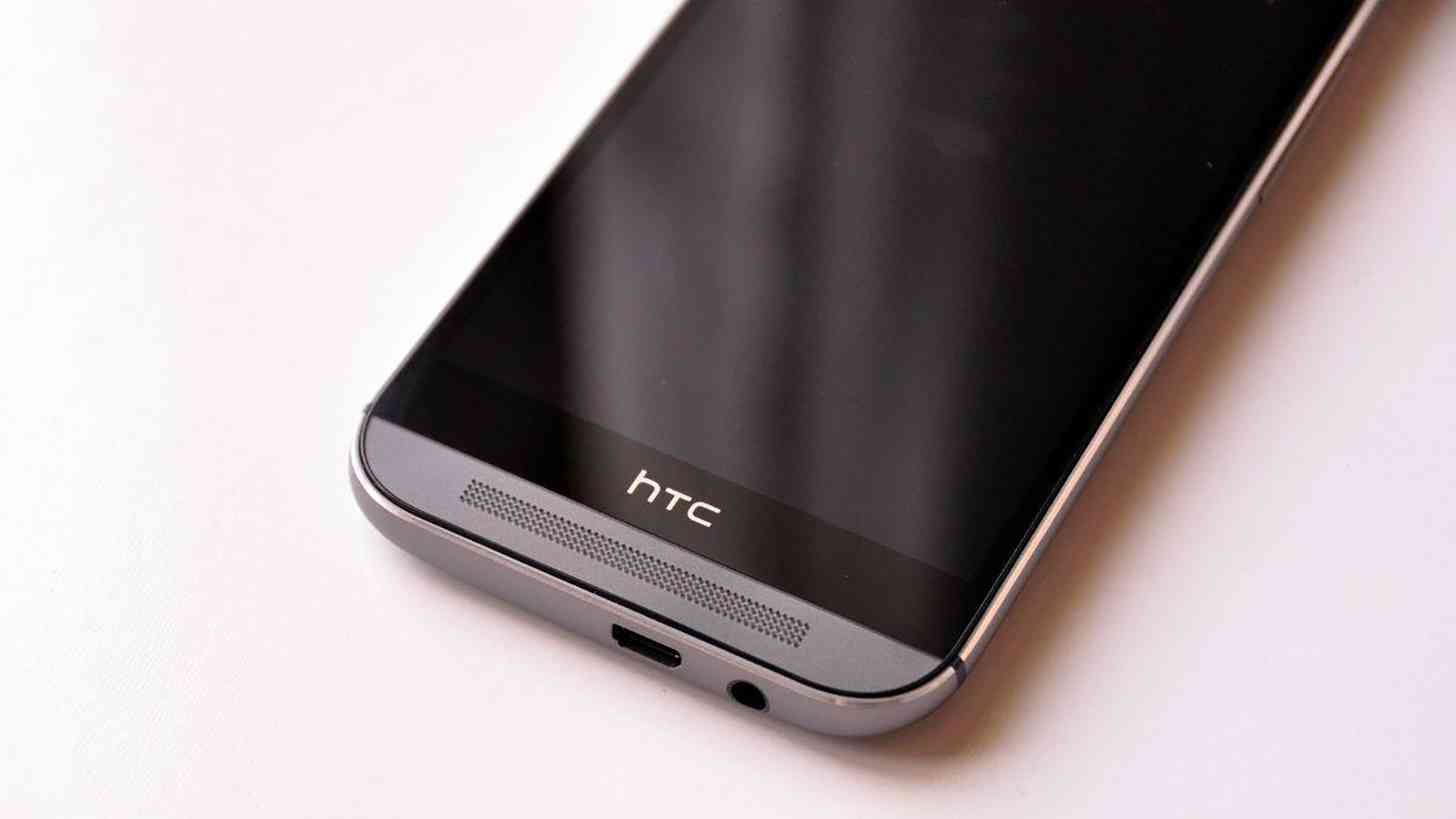 HTC One M8 bottom