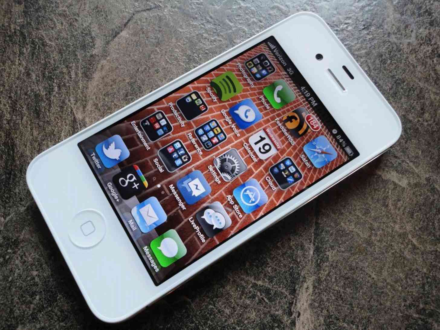 iPhone 4s white review