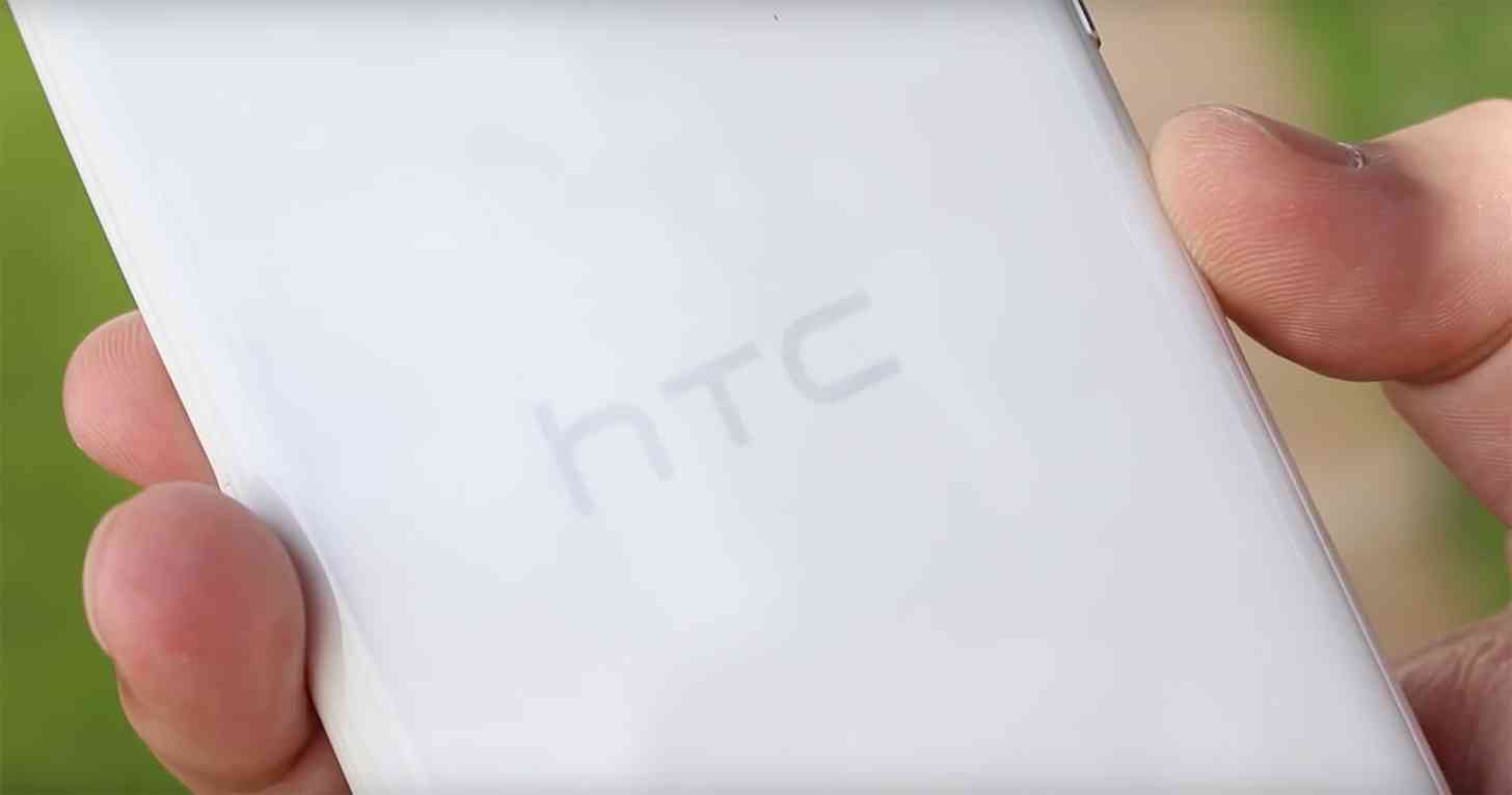HTC logo Desire 816 rear