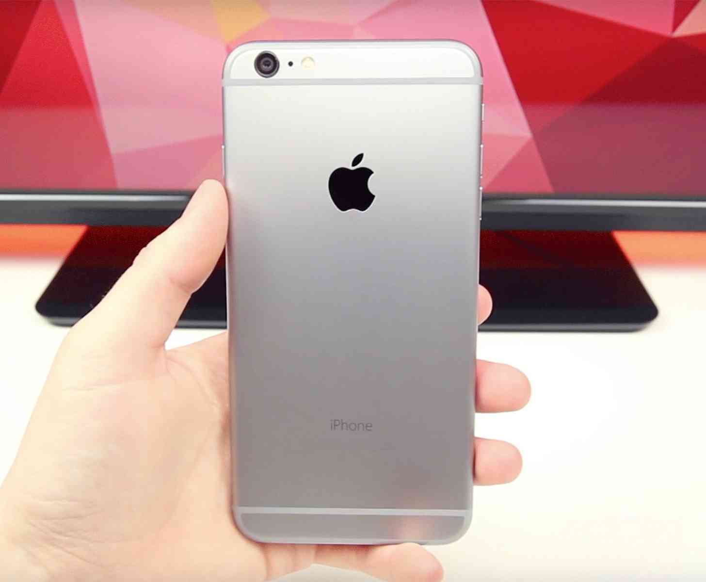 iPhone 6 Plus unboxing hands-on