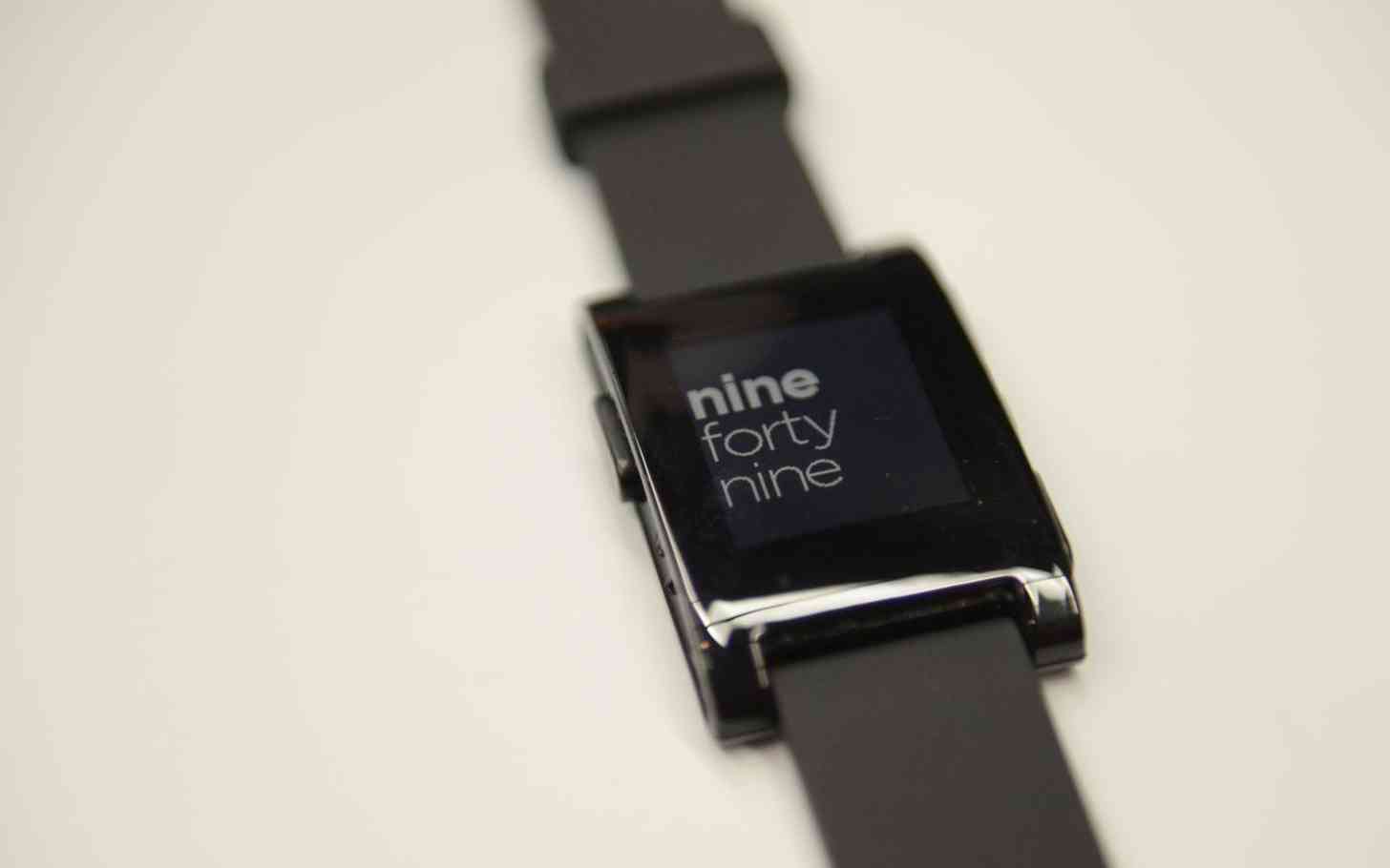 Pebble smartwatch hands-on