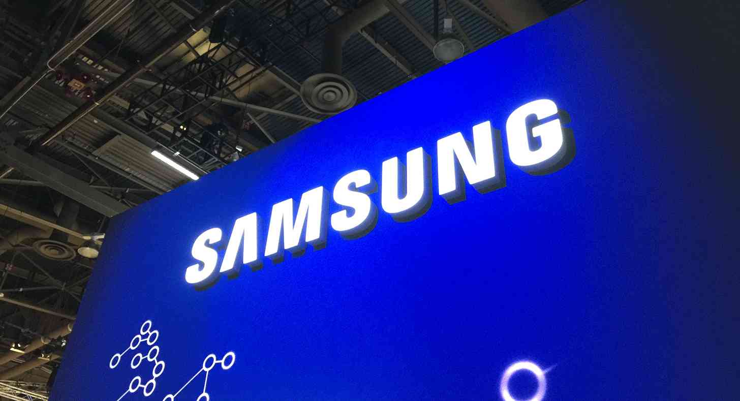 Samsung logo CES 2015 booth