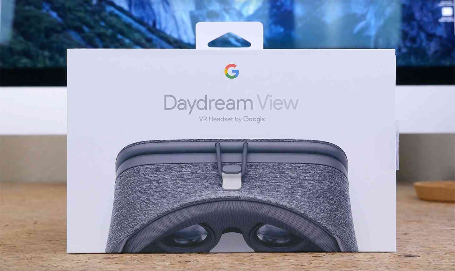 Google Daydream View VR headset hands-on video