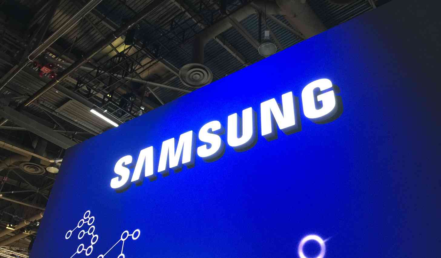 Samsung logo CES 2015 booth