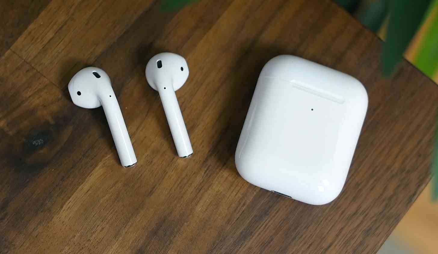 Apple AirPods 2 hands-on