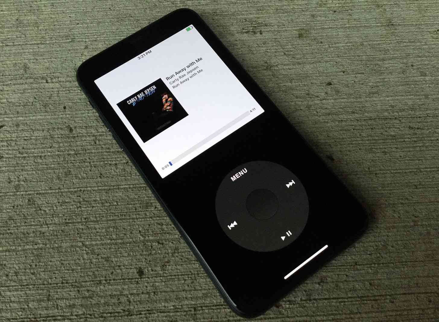 Rewound app turns iPhone into iPod
