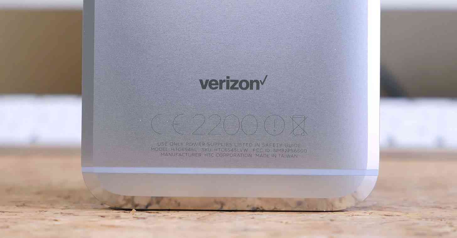 Verizon logo HTC 10