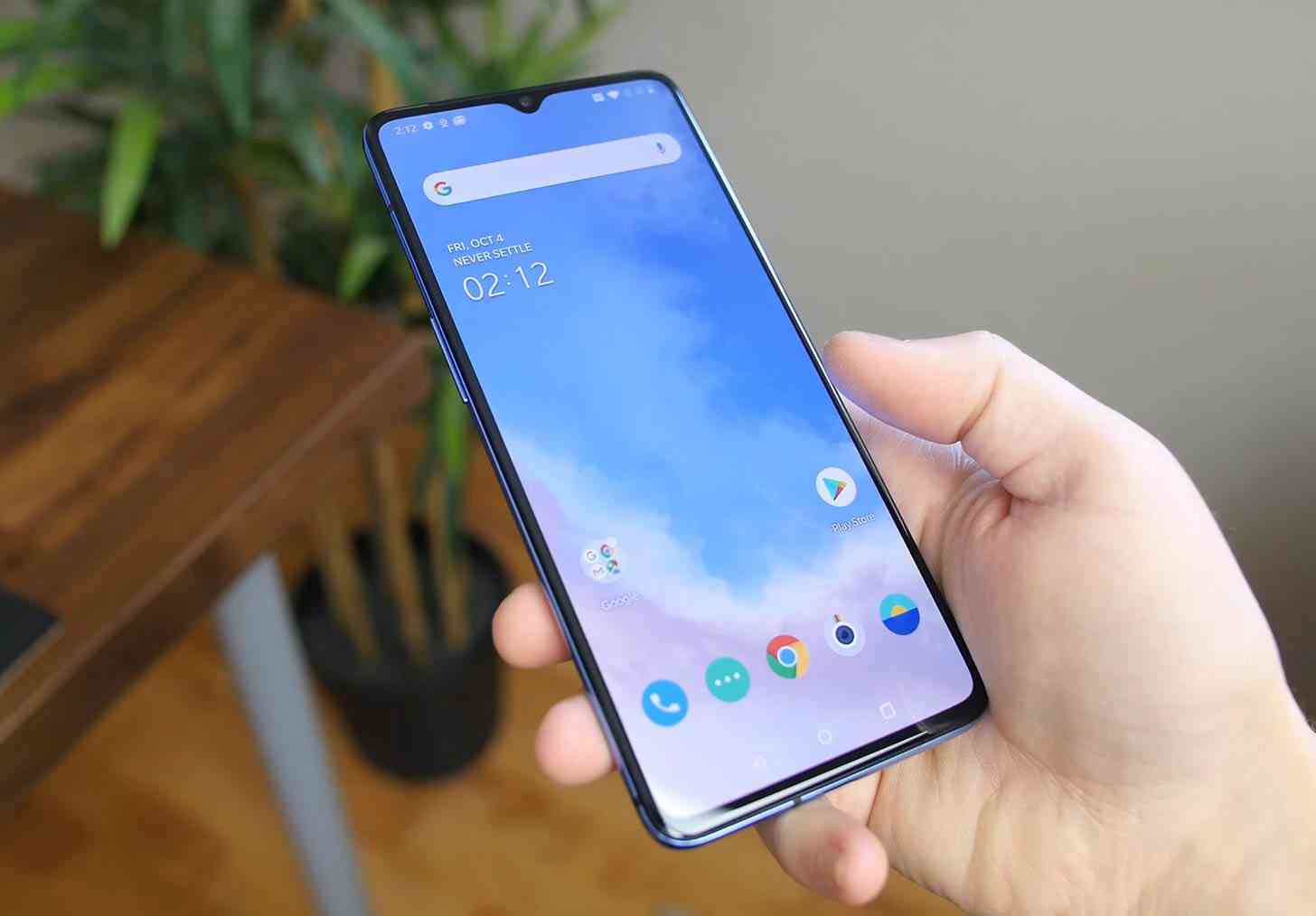 OnePlus 7T hands-on video